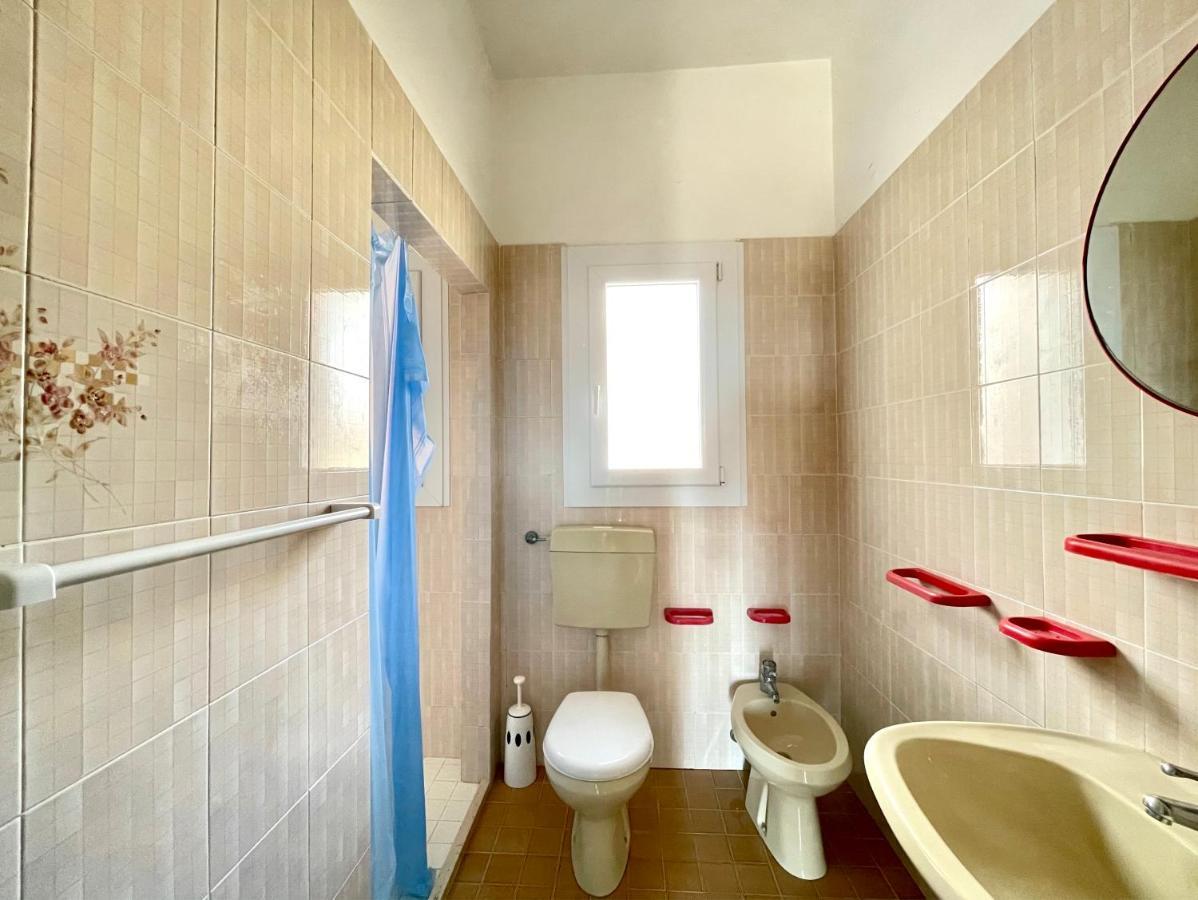 Villa Fronte Mare-Carraro Immobiliare Jesolo - Family Apartments Exterior foto